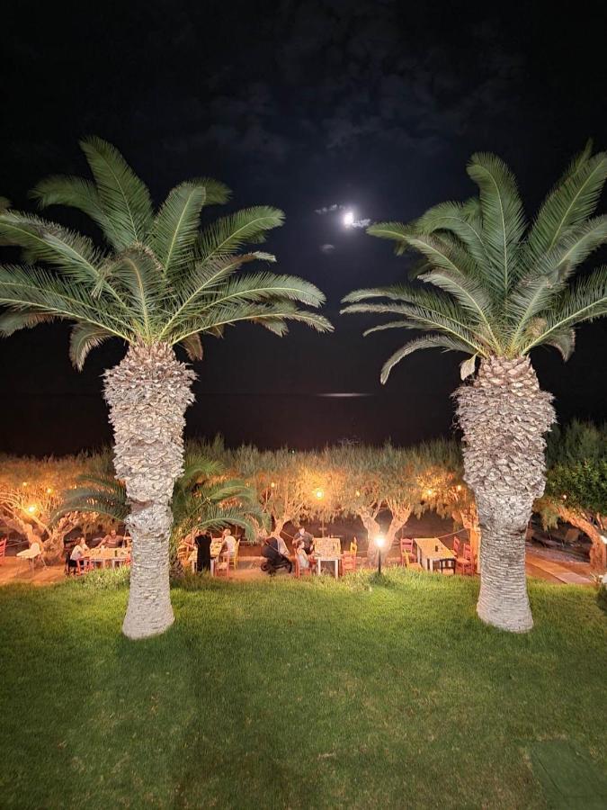 Artemis Aparthotel Makrýgialos Exteriör bild