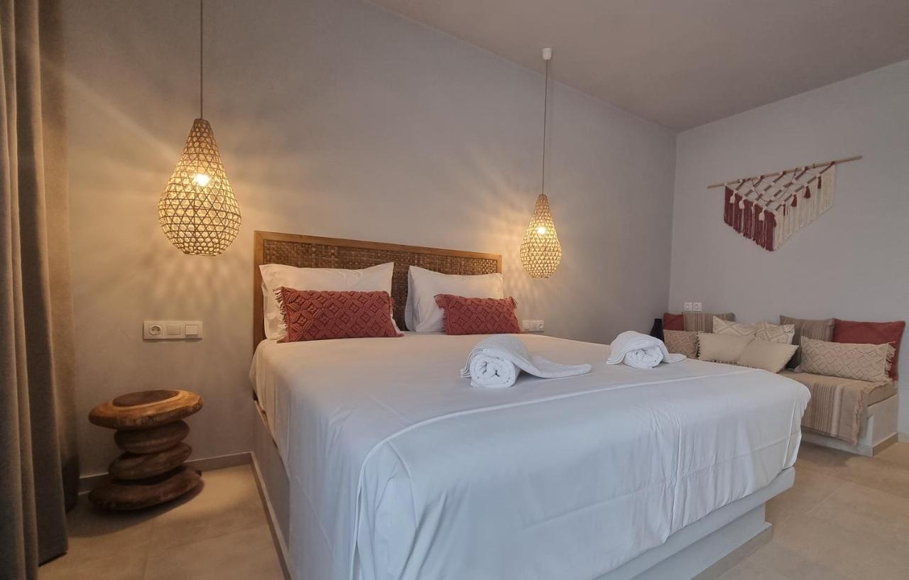Artemis Aparthotel Makrýgialos Exteriör bild
